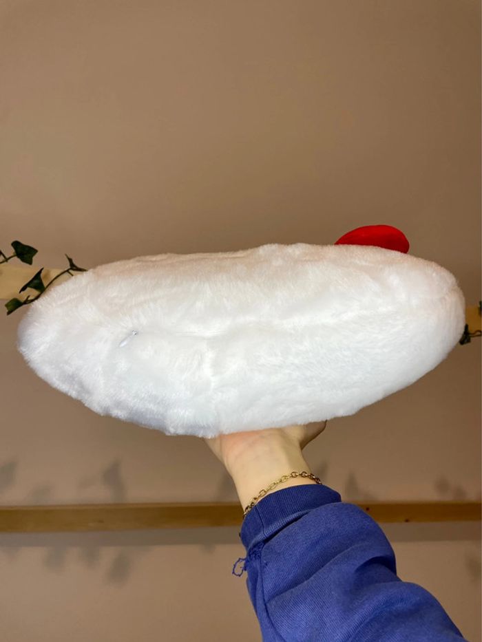 Peluche coussin Hello Kitty grande taille - photo numéro 4