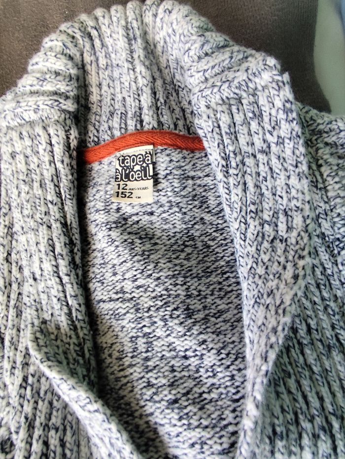 Lot vêtements garçon 12 ans - photo numéro 2