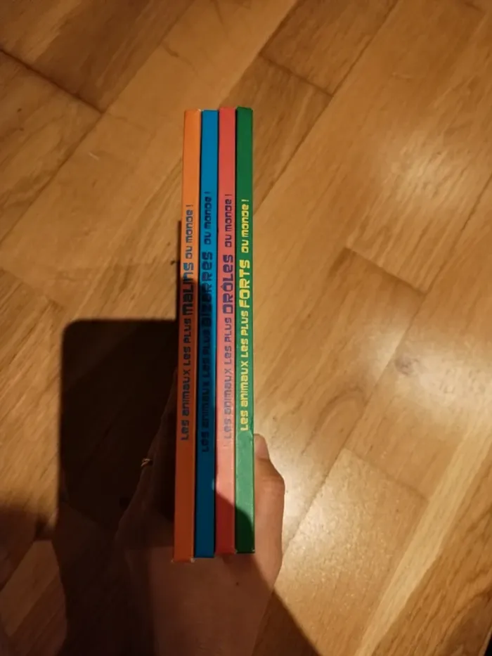 Lot 4 Livres les animaux les plus - photo numéro 3