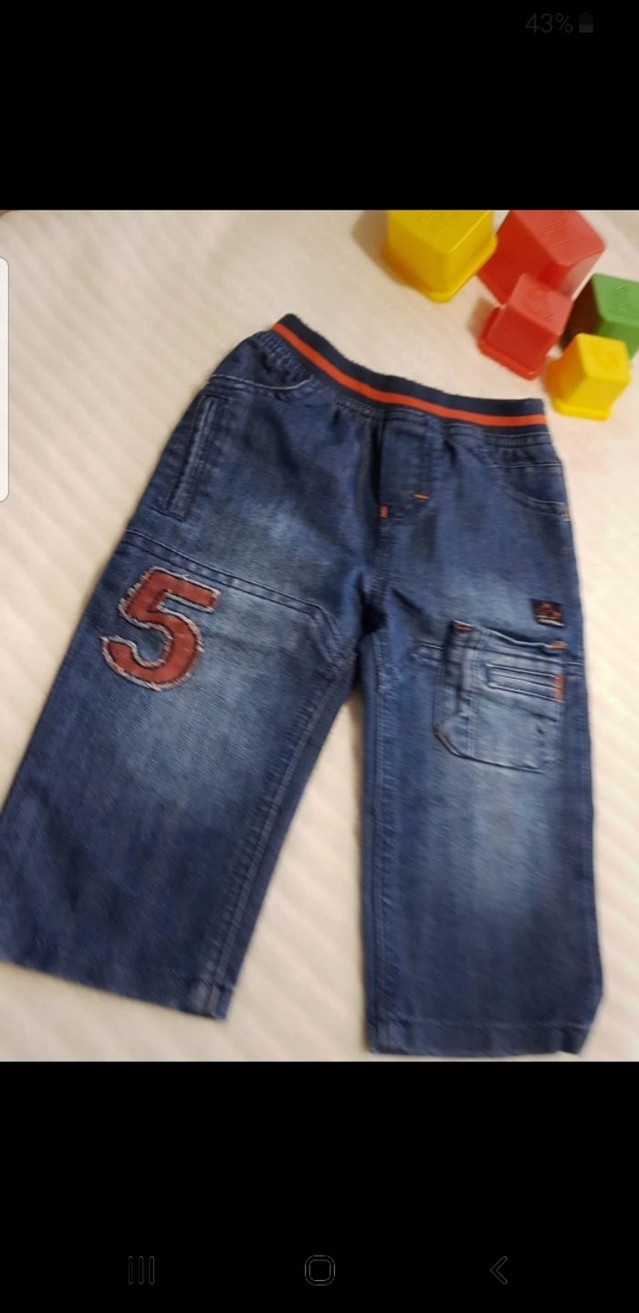 Jean bébé taille 12 mois