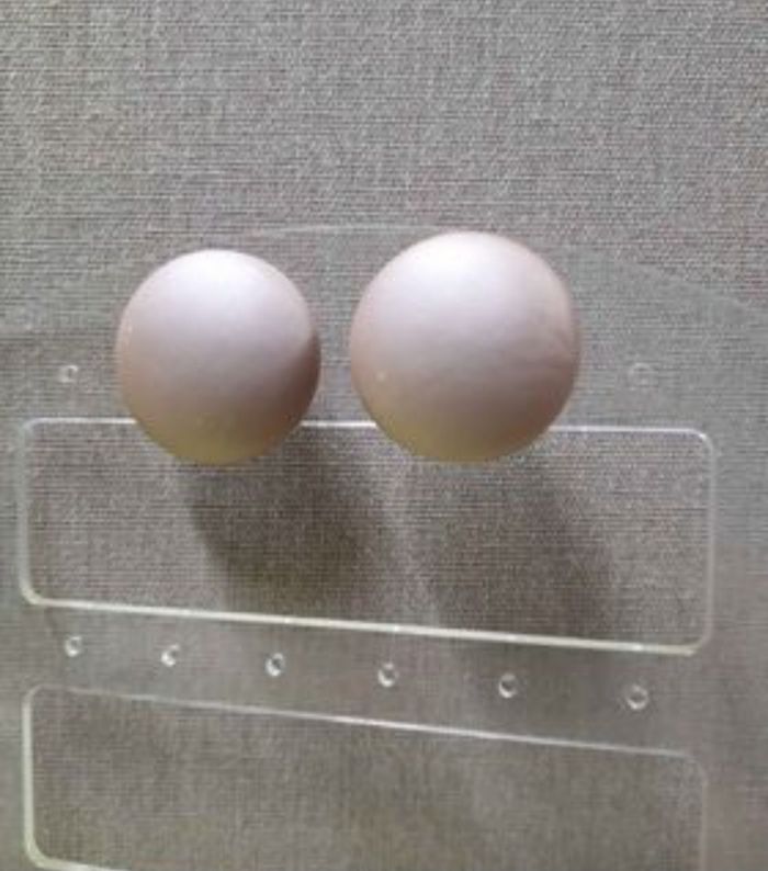 Boucles d'oreilles clips violet mat - photo numéro 4