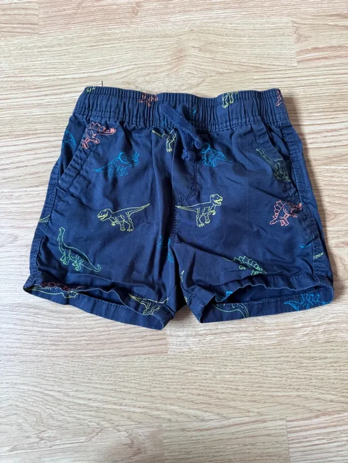 Lots shorts - photo numéro 3