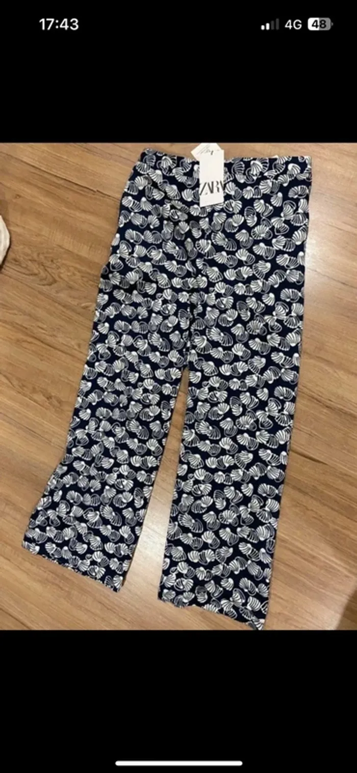 pantalon bleu satin motifs coquillages blanc zara - photo numéro 7