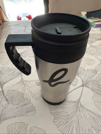 Mug à couvercle
