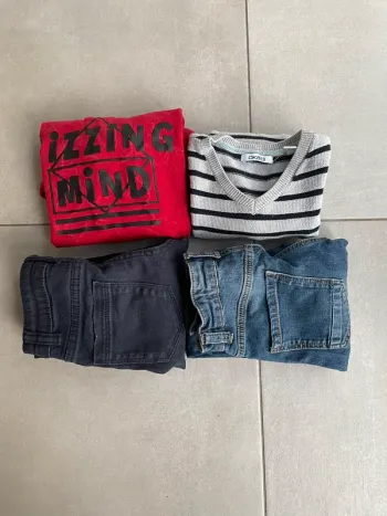 Lot de vêtements 6 ans