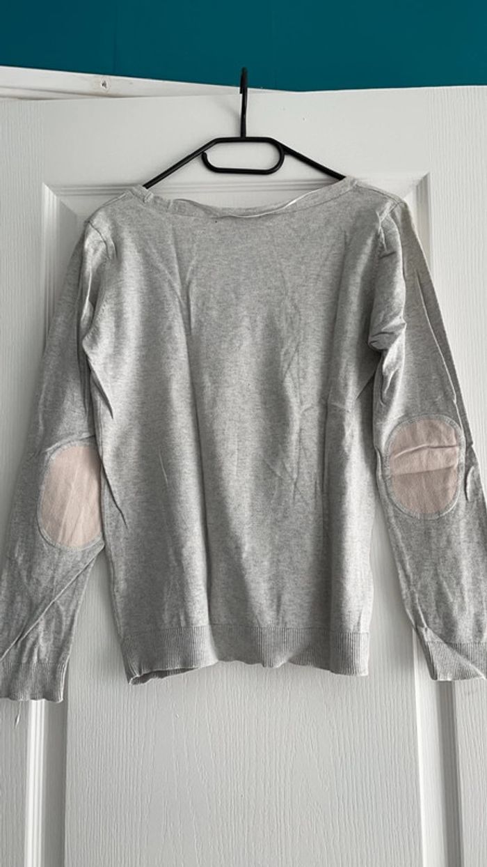 Pull gris - photo numéro 2