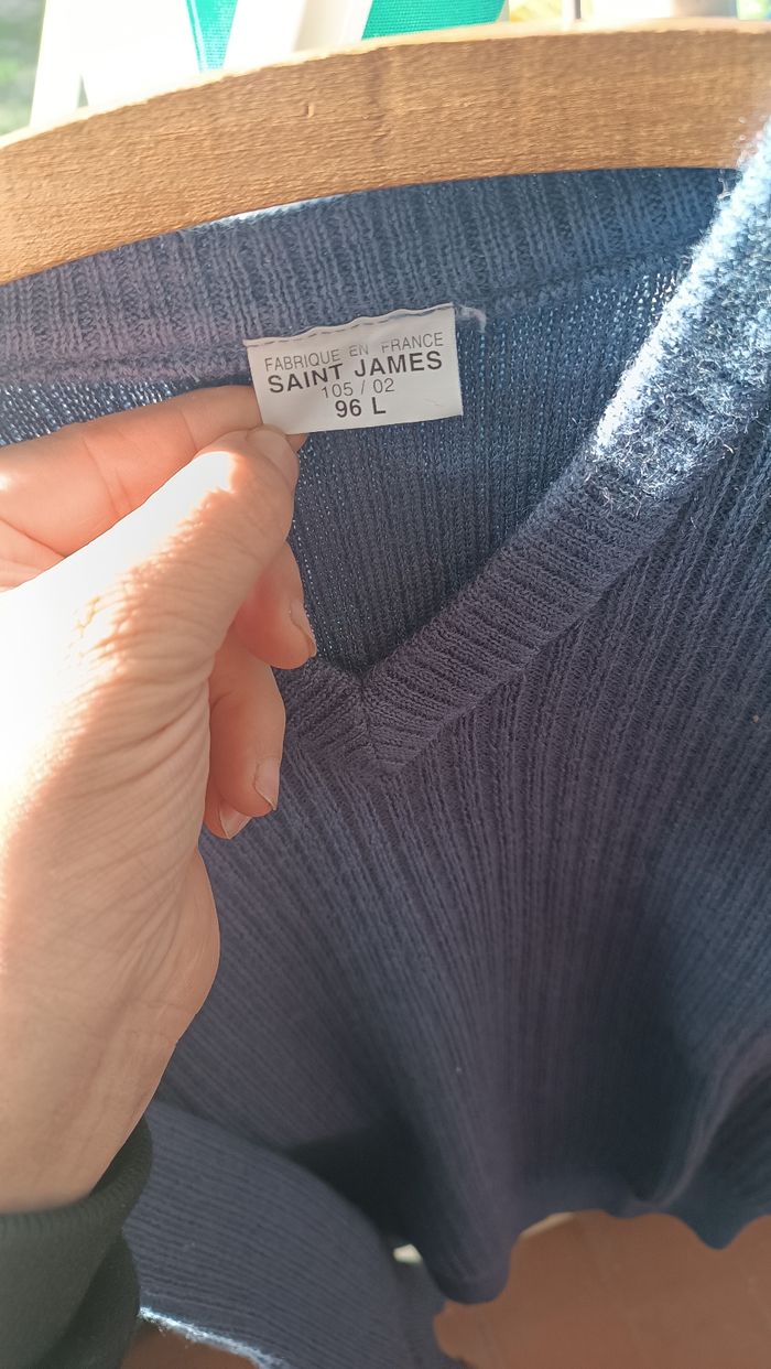 Pull  col v 100 % laine taille l - photo numéro 5