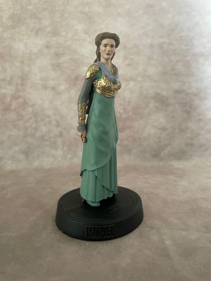 Frigga - figurine super héros des films Marvel - photo numéro 1
