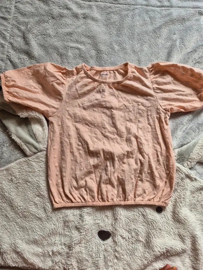 Jolie tee-shirt manches courtes