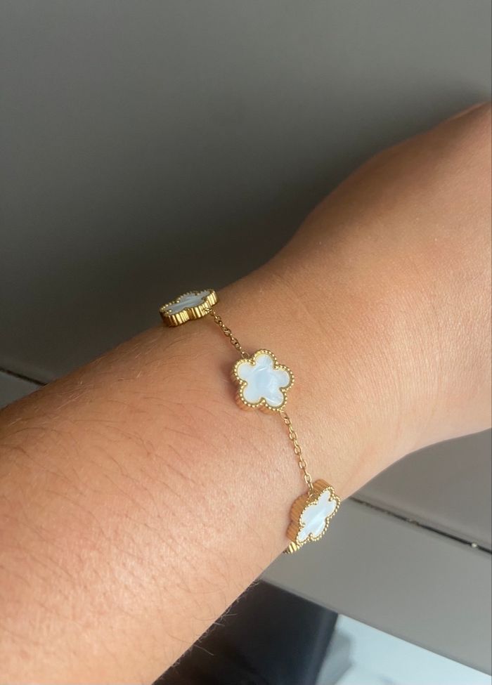 Lot de 2 bracelets en forme de trèfle - photo numéro 2