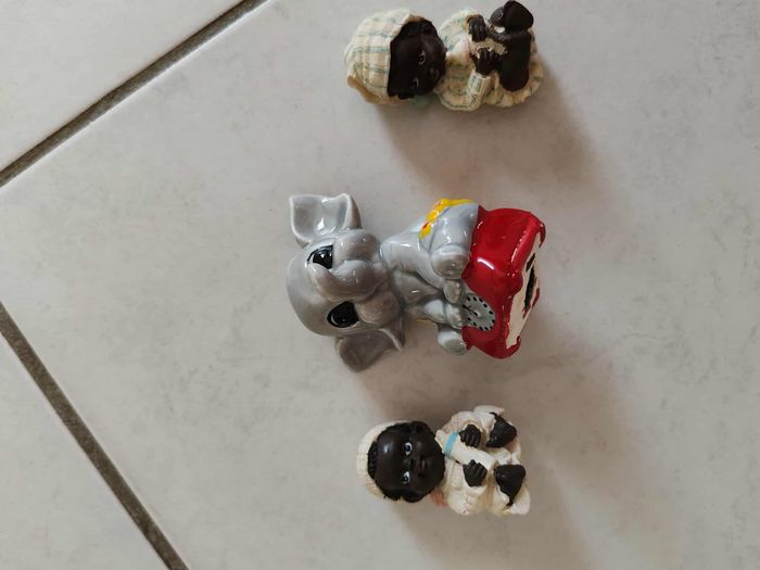 Lot de trois figurines bébé et éléphant vintage