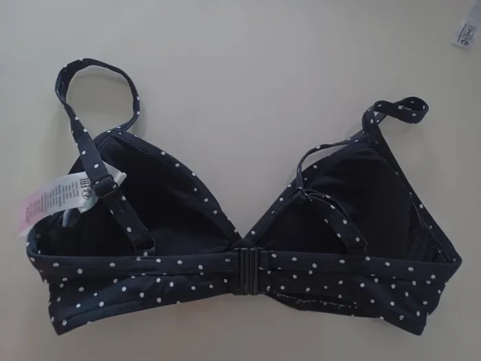 Haut de maillot de bain paddé sans armatures neuf (prix ferme) - photo numéro 2