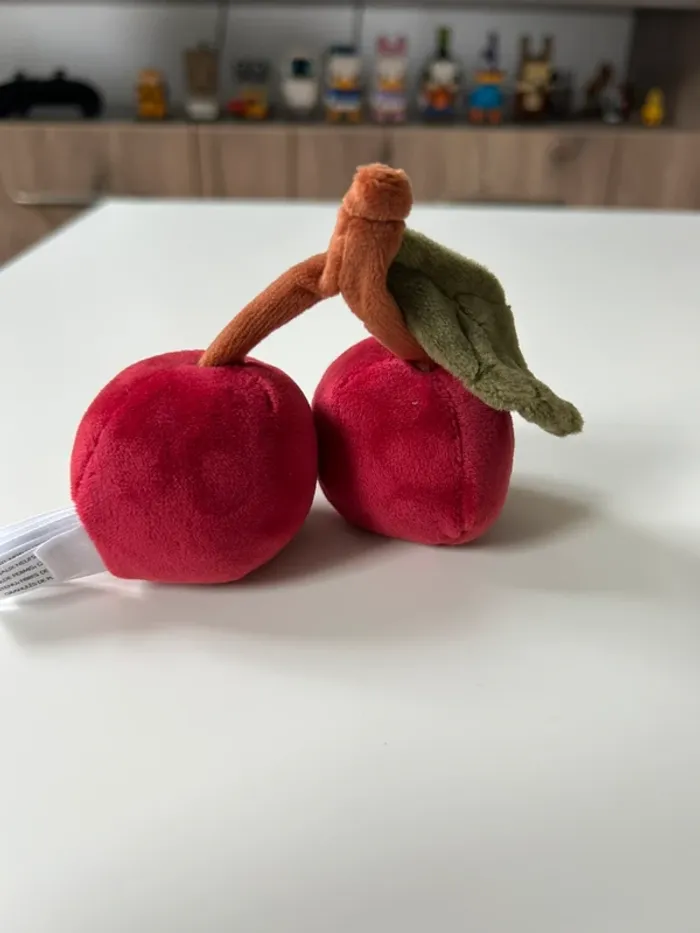 Cerise jellycat - photo numéro 2
