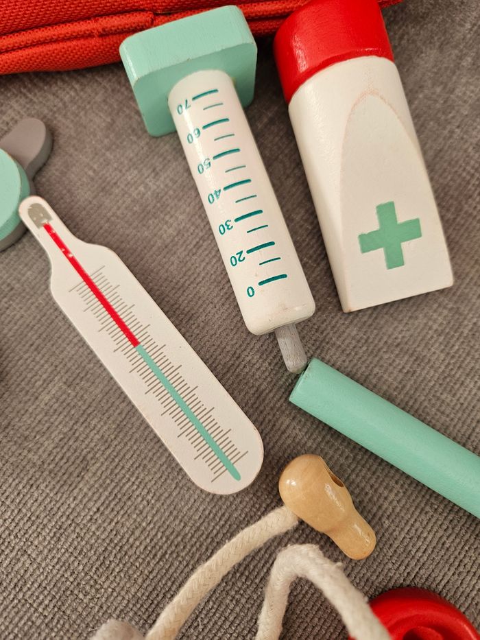 Malette en bois Docteur - photo numéro 2