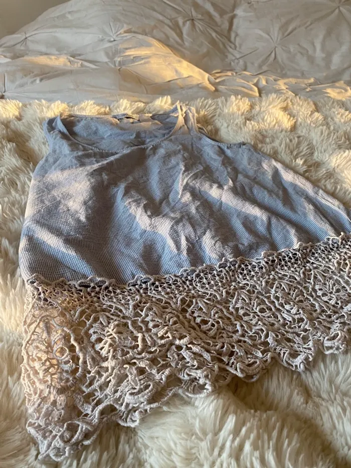 Joli top à rayures et dentelle la redoute taille 36 - photo numéro 2