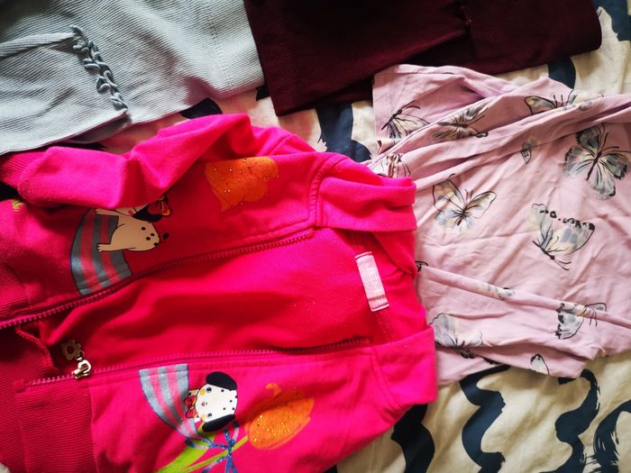 Lot de vêtements fille 3 à 4 ans - photo numéro 3