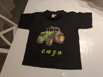T-shirt personnalisé tracteur prénom Enzo