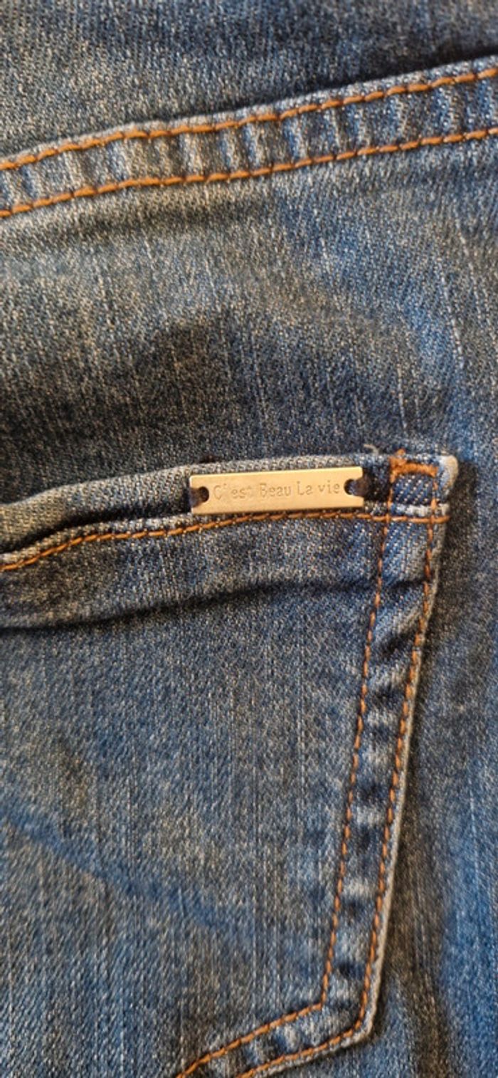 Jean taille 42 c est beau la vie - photo numéro 4