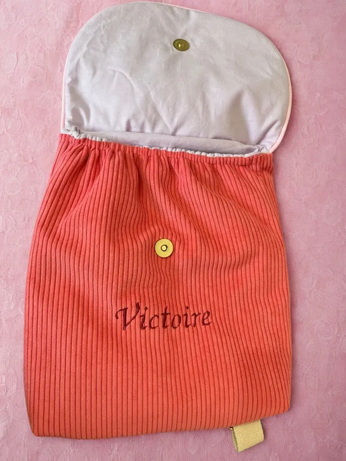Sac à dos maternelle brodé - photo numéro 3
