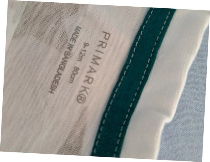 Ensemble T-shirt étoilés et salopette en jean - photo numéro 2