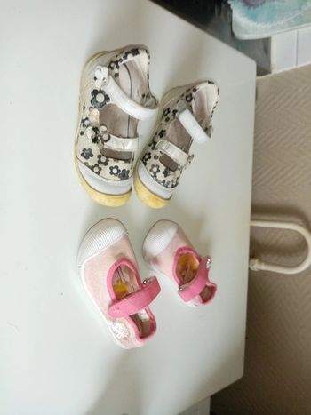 Lot de chaussures taille 24