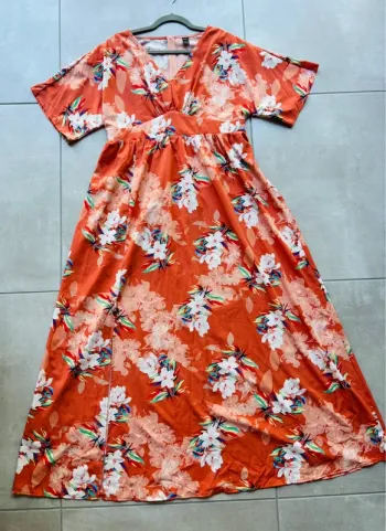 Magnifique robe longue orange fleurie automnale neuve