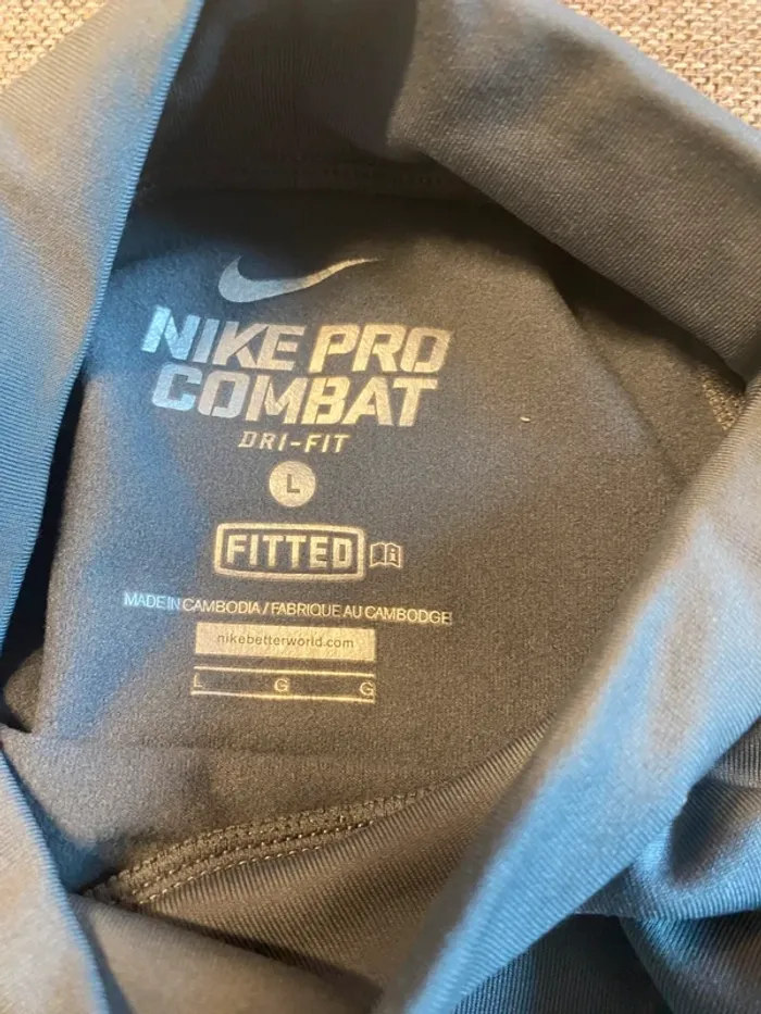 T-shirt pro combat fitted - photo numéro 5