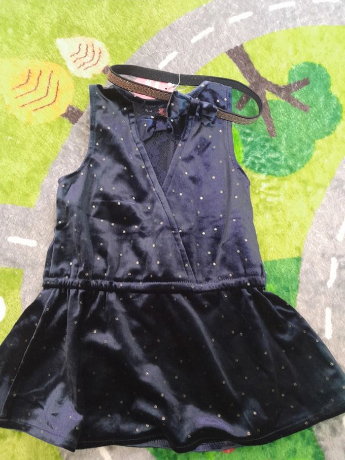 Robe neuf 3 mois gemo