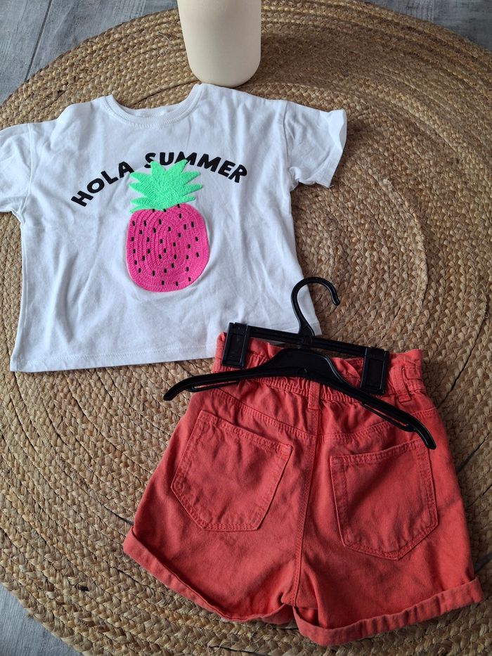 Short et tee shirt 5ans - photo numéro 2