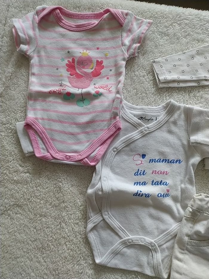 Lot de 7 articles 1 mois fille - photo numéro 4