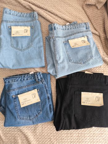 4  jeans de la marque Don't think twice