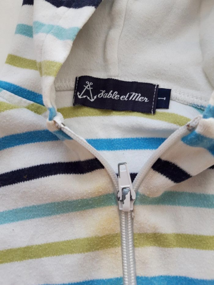 Veste à capuche Sable et Mer , rayures blanc bleu et vert. bébé 12 mois - photo numéro 2