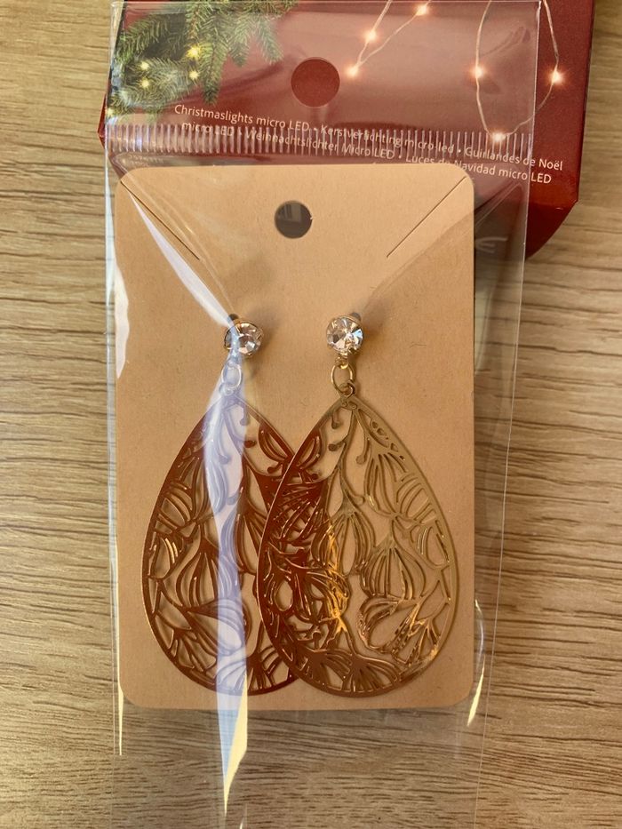 Boucles d’oreilles dorées - photo numéro 6