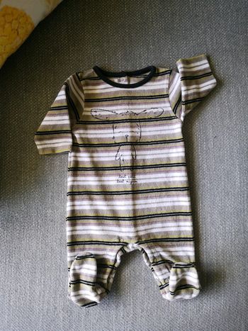 Pyjama la  ompagnie des petits 3 mois