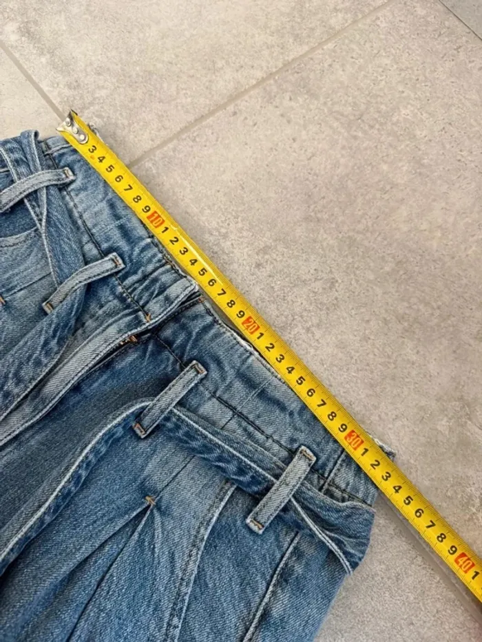 Short en jeans taille haute Essentiel Anwerp femme taille 34 parfait état - photo numéro 7