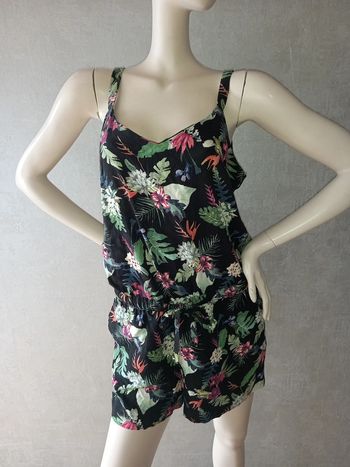 combishort noir et fleurie kiabi taille 42