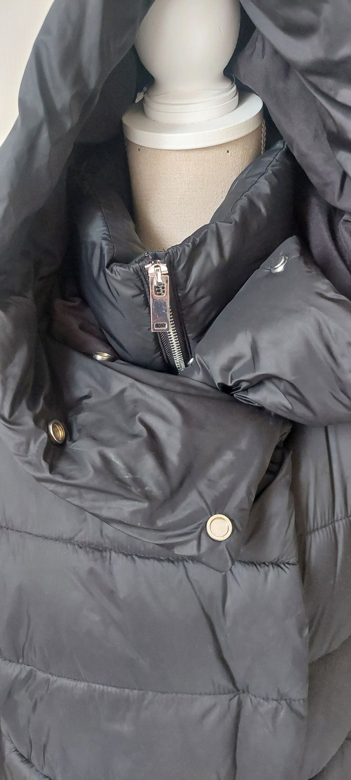 Doudoune a capuche très
chaude Stradivarius Taille M - photo numéro 4