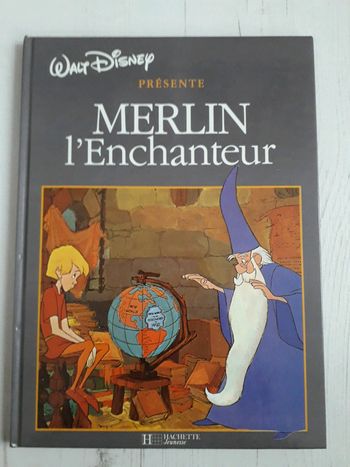 Livre Merlin l'enchanteur Walt Disney