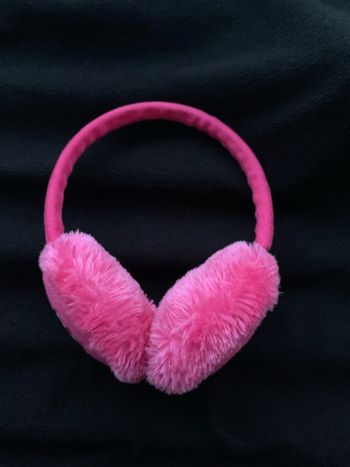 Cache oreilles rose fuchsia Hello Kitty