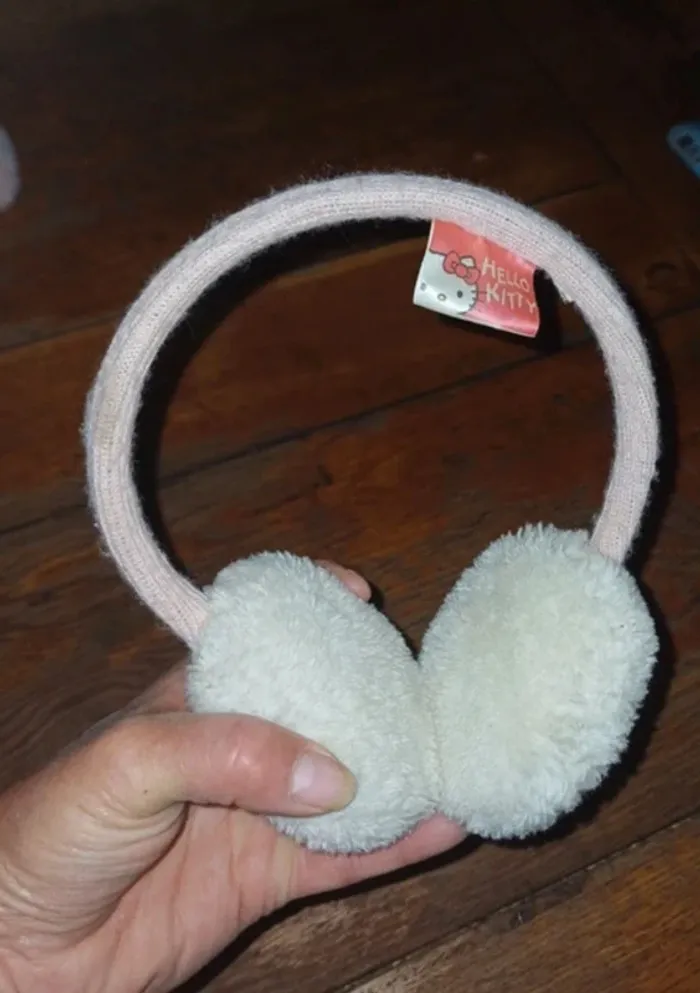 Cache oreille fille Hello Kitty - photo numéro 4