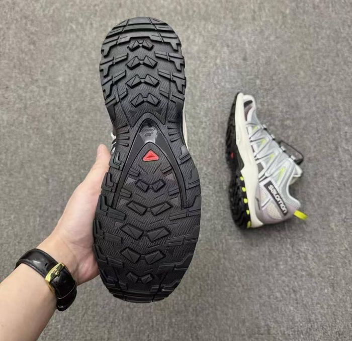 Chaussures de randonnée Salomon - photo numéro 6