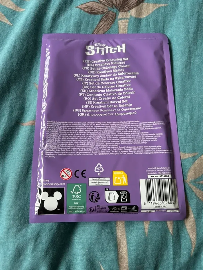 Kit de coloriage stitch et Angel neuf - photo numéro 2