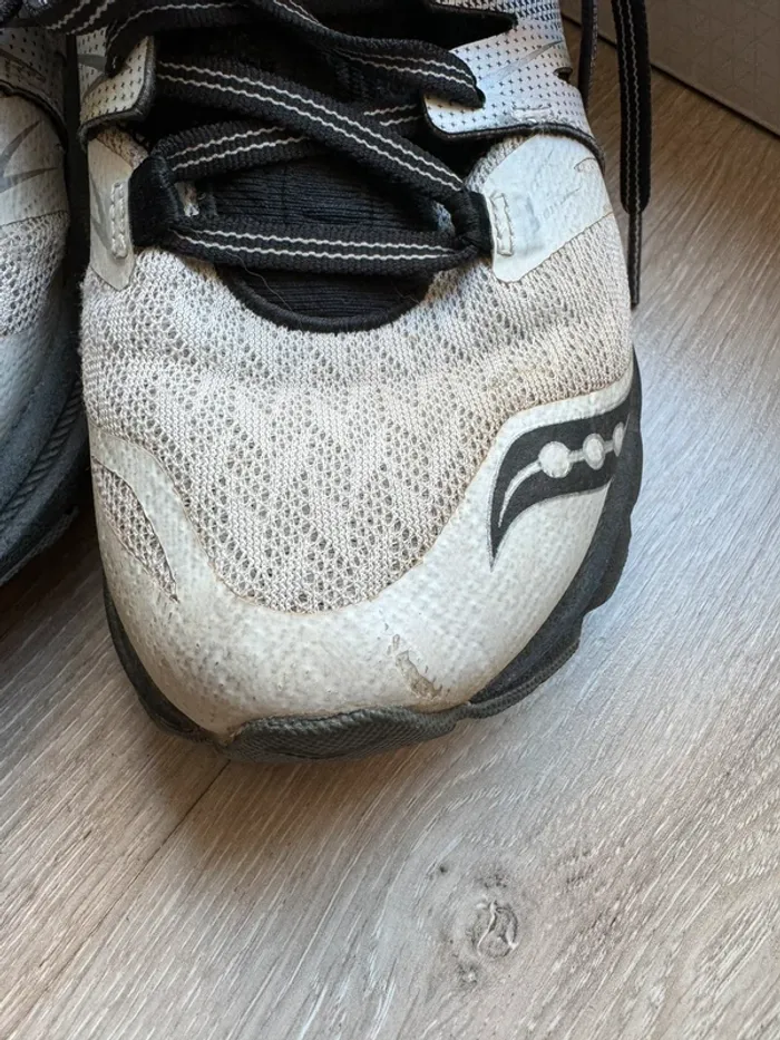Baskets Saucony Zealot ISO 2 Reflex Blanc Noir - photo numéro 6