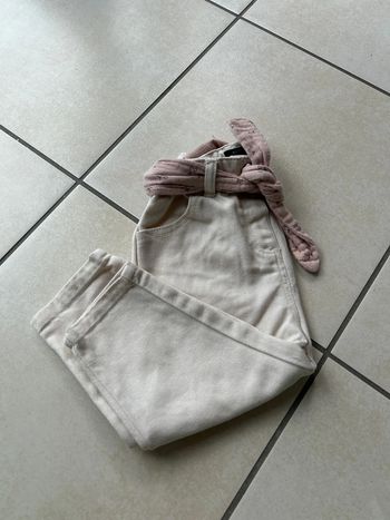 Pantalon Kiabi taille 12 mois bébé fille