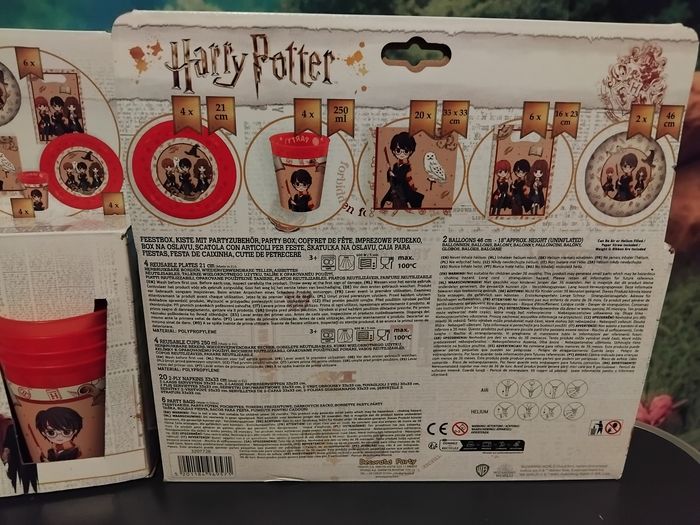 Lot anniversaire Harry Potter neuf - photo numéro 3