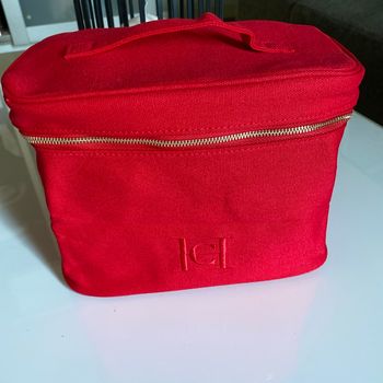 Trousse maquillage carolina Herrera