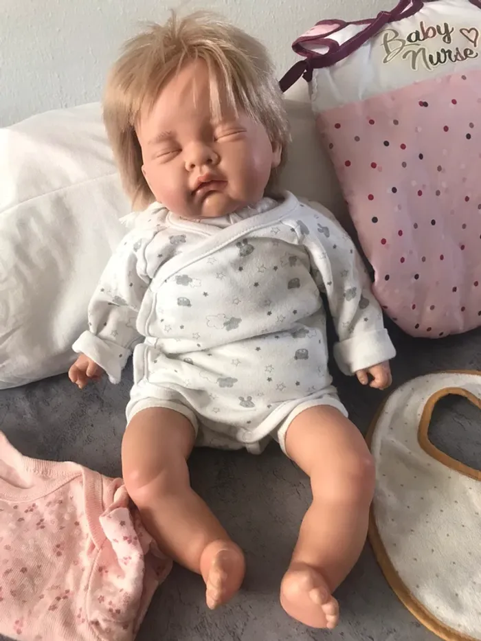 Bébé reborn - photo numéro 2