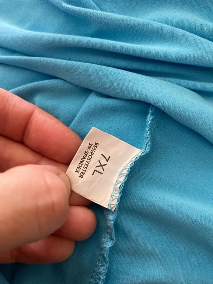 Joli tunique taille 54 - photo numéro 4