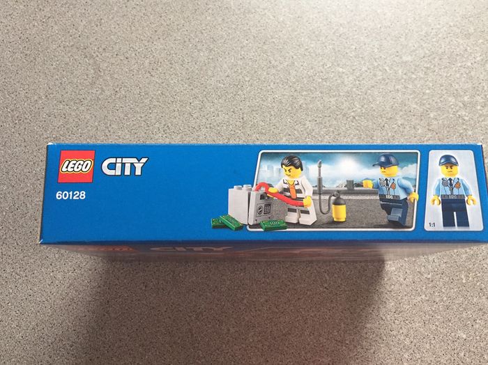 Boîte lego City Neuve 60128 - photo numéro 5