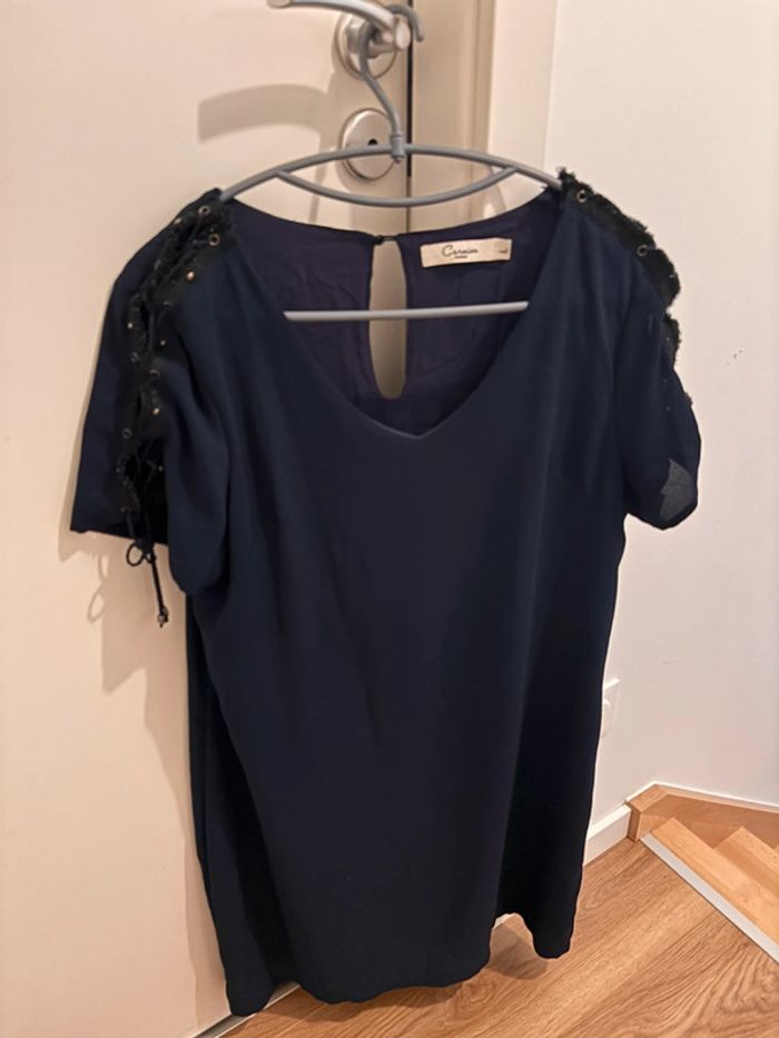 Robe bleu marine Carmin L lacée aux épaules
